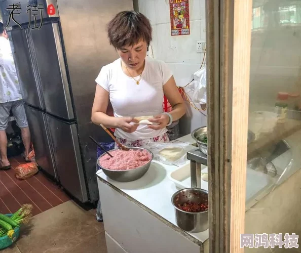 厨房进驻艳妇小区，新的特色美食店吸引众多吃货前来打卡尝鲜