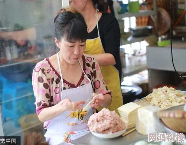 厨房进驻艳妇小区，新的特色美食店吸引众多吃货前来打卡尝鲜